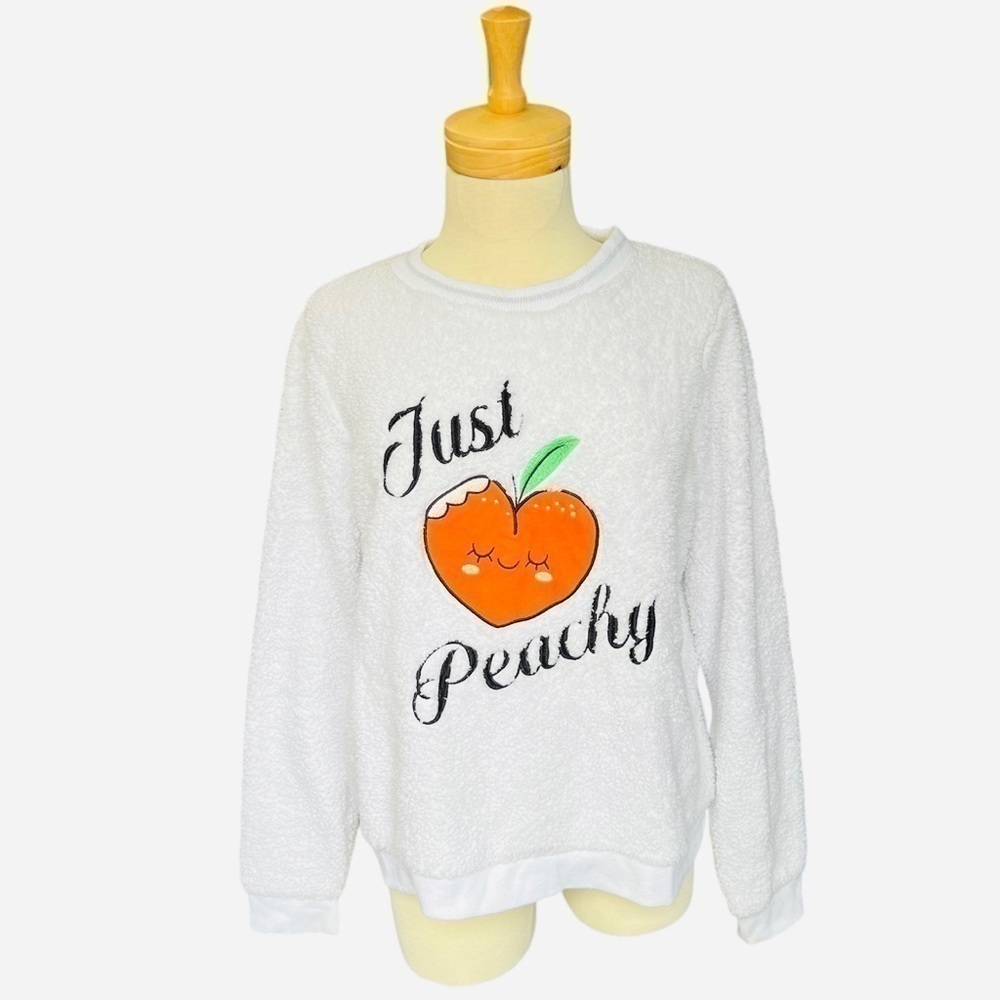 VINTAGE Weekend edition just peachy crew neck sweater